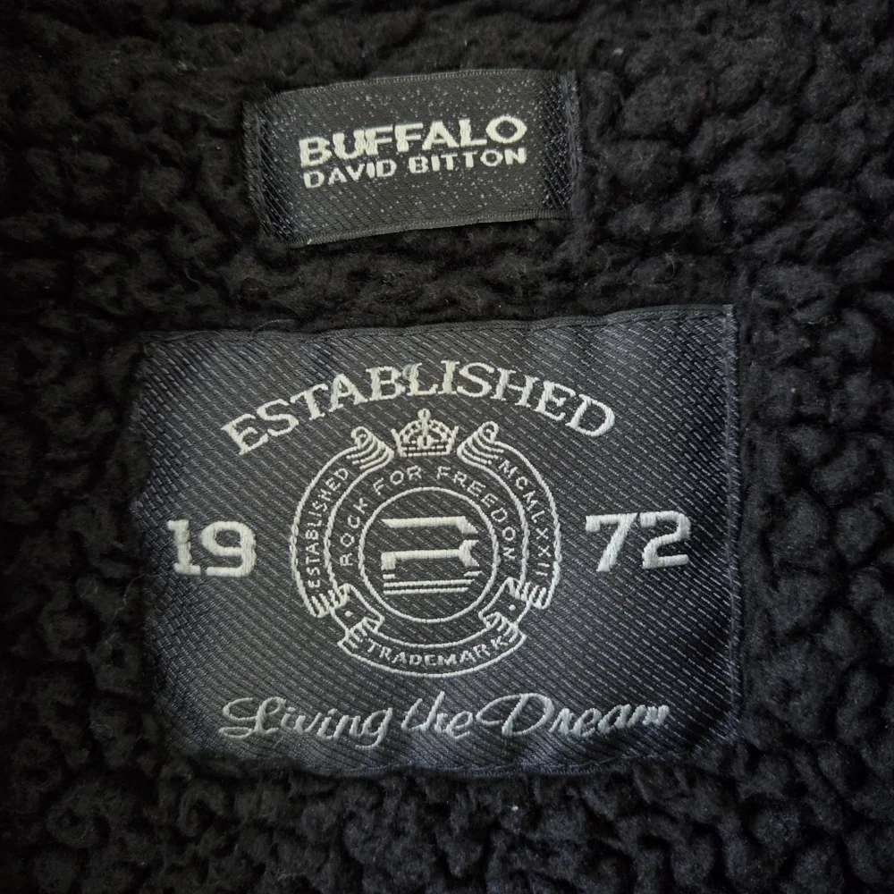Buffalo Men’s Sherpa Lined Hoodie